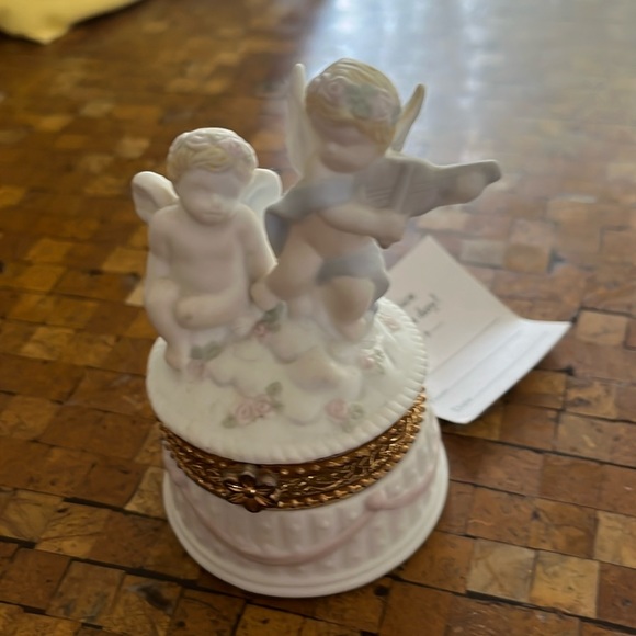 Angel Decoration “For he will give his angels charge of you.” psalm 91:11 - Picture 1 of 2